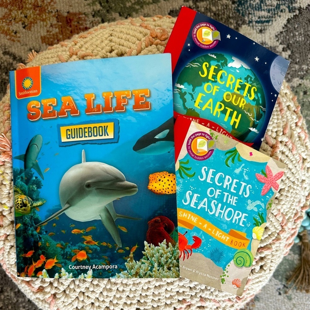 Kids Sea Life Guidebook Book + Sea & Earth Learning Children’s Books Bundle Set
